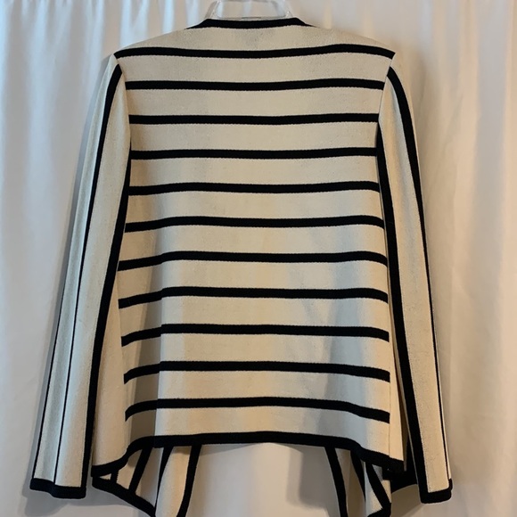 St. John Knit Ladies Size Small Black Cream Striped Open Front Cover Jacket Top - Picture 6 of 6